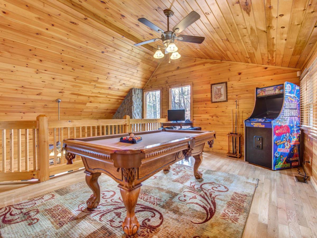 Splashing Sunrise, 2 Bedrooms, Private Pool, Arcade, Hot Tub, Sleeps 6 Pigeon Forge Luaran gambar