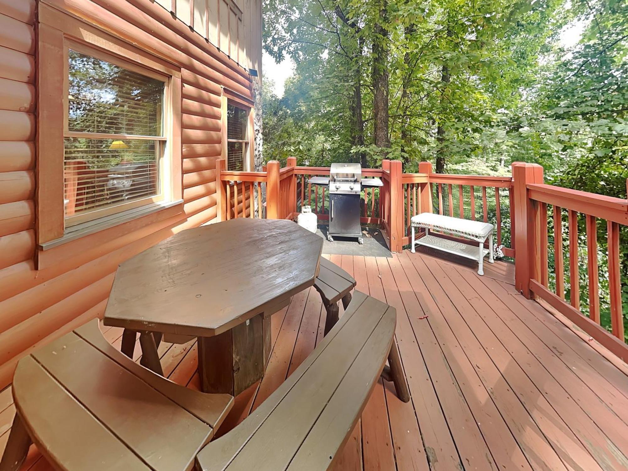 Splashing Sunrise, 2 Bedrooms, Private Pool, Arcade, Hot Tub, Sleeps 6 Pigeon Forge Luaran gambar